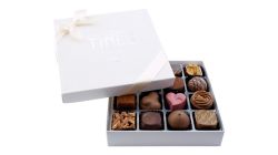 16 pc. Praline Box White